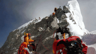 Climbing Mount Everest Expedition